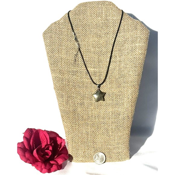 Labradorite Star Shaped Pendent Green Reiki Healing - Picture 4 of 12